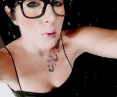 AVAILABLE NOW FOR CAR DATES AND OUTCALLS NOW IN EAST COUNTY 💋♥🤍✅SKINNY ✅SEXY 🍑BIG BOOTY BAD LIL BITCH IS AVAILABLE FOR CAR DATES AND OUTCALLS.💋♥🤍 - Image 5