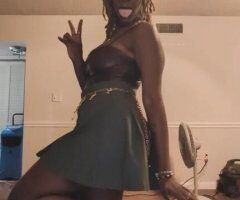 come chill with me😘 - Image 5