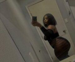 (New In Town ) Thick Chocolate Hottie 🫦💦 - Image 2