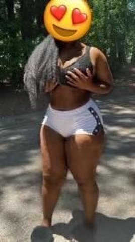 BJ Outcall Only !! ...thick and juicy special come have some fun with your main fantasy - 1