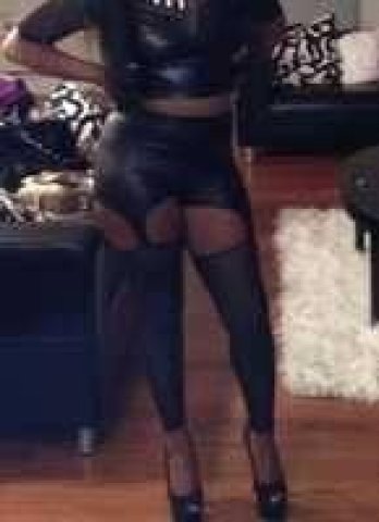 Jamaican Squirter 💦💦💦💦😸 Slim thick with some spice in the mix - 1
