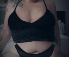 Springfield escorts - 417's WETTEST💦Cum take a dip🤿👙🌊 THIS WATER IS FINE😘