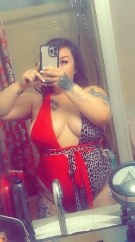 4'11, Green Eyes💚, Milf, Sexy👅, tatted🎼, pawg🍑 (2⃣7⃣) 💋🔞 - 1