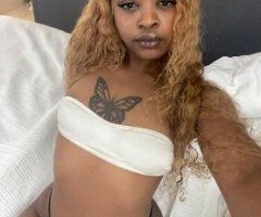 Nashville escorts - 5'4 PETITE 😩