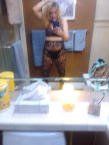 SEXY SNOW BUNNY SLUT READY TO PLZ U. REAL DEALNO DEPOSIT READY NOW - 1