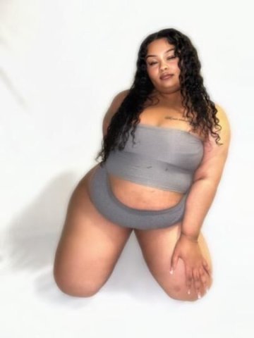 🍭WET AND JUICY DOMINICAN PUSSY🍭come make me squirt on that dick💦DEEP THROAT QUEEN👅short stay, catch me while you can💋 - 1