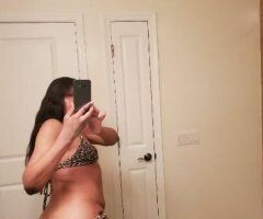 L O V E L Y __ H A N D S **NEW FALL PICS + SPECIALS** - Image 4