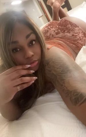 Hey Daddy, I'm NEW and The One You've been looking for 😏 Pretty, JUICY, Thick, Extra SOFT, A Vibe.... Available for you 📲 - 1