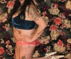 Naughty & Tite Exotic White Girl 4U! - Image 9