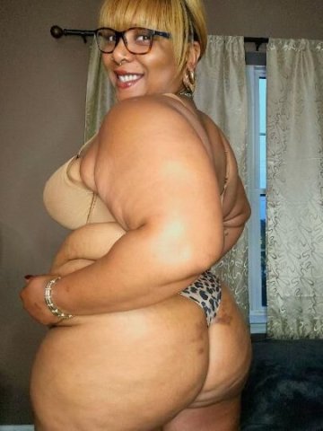 BBW Black Philly Provider Spending a Weekend in Hartford 😘 Incalls or Outcalls Now! 10/4 - 10/7 - 1