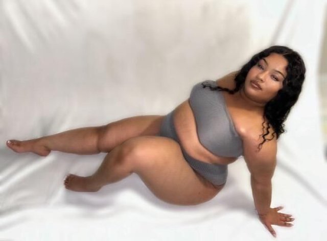 100QV🍬Wet and Juicy Dominican pussy🍬i want to squirt on that dick⭐⭐⭐⭐⭐DEEP THROAT QUEEN👅short stay, don't miss out💋 - 1