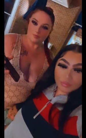 2 Girl Special 💋🍒 Thick Mixed Latina & Snow Bunny ❤ - 1