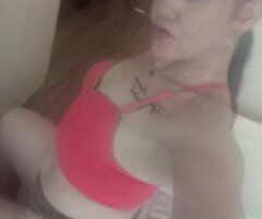 Available Now ALEX REAL RED HEADED MILF THROAT QUEEN👅🌹👄👑😈😻 - Image 4