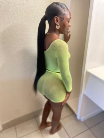 Dont Let This Choclate Melt 🍫💦😝 - 1