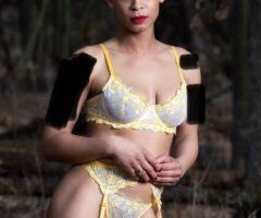 Sweet & sassy green eyed creole sensualist - HOSTING IN KENOSHA TONIGHT! - Image 3