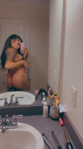Nina💧 - 1