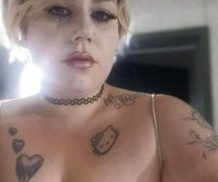 Imperial County escorts - Job a bore Wife a Whore Give ME a Text.