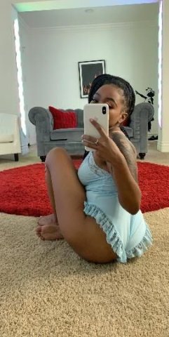 YUNG AND SEXY👅 BBJ 👅AVAILABLE 😍🤩😍🤩😍👅👅👅 - 1