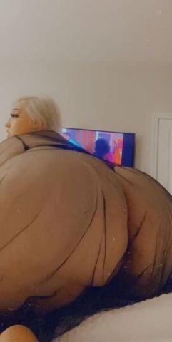 INTOWN NOW💦♈ REVIEWS don't lie 10/10 ✅Super Slut Aries what she won't do I will 🤞 - 1