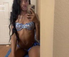 *2 GIRL special* pretty petite brownskin - Image 2