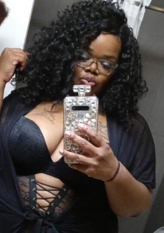 Great wit lips...real passionate...come find out - 1