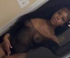 Charlotte escorts - 🥰😘New In Town Karm😘🥰