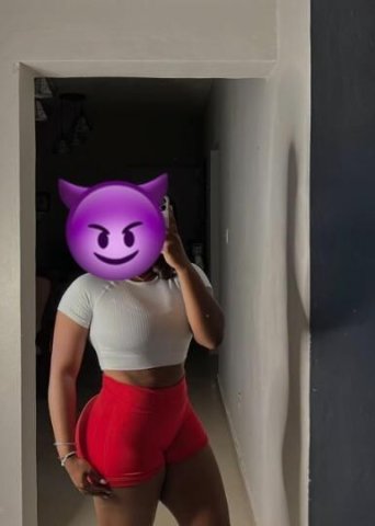 LATINA CALIENTE DISPONIBLE - 1