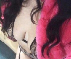 Exotic Middle Eastern Beauty 💋 - Image 2
