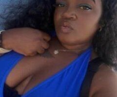 Orange County escorts - Seeking ongoing Companionship. Outcall only. Sexy chocolate skin. Text me for more information !