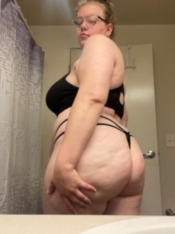 Ready to have some fun with a very special man😌👅💕 You won’t regret choosing me to be that woman that gives you what you crave and want so badly!🥰🤤😍 - 1