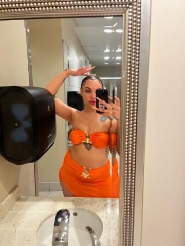 DREAM the Bombshell 💥 NYC girl lookong for fun! - 1