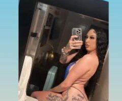 SEXY WET AND READY😻😘💦 - Image 2