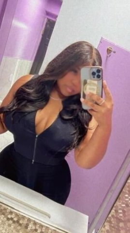 Do You Desire A Sexy Ebony Goddess - 1