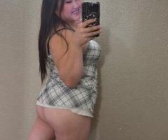 Thick Juicy ASIAN👅💦 Freaky Slutty Throat Goddess😜😘 PHAT PUSSY 💦🍑😝 - Image 4