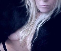 🌹NEW IN TOWN LETS PLAY🌹 - Image 2