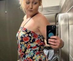 wanna hang out with 2 Ladies text me now and set up a date with Sammie and Krama - Image 4