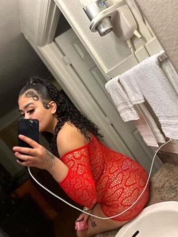 Sweet Asian 🪭 - 1