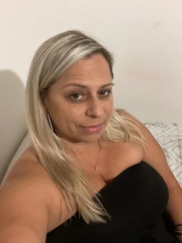 HOT SLUT NEEDING COCK READ THE ADD - 1