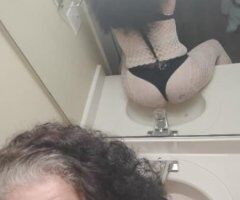 Black Ivey Rose 🌹 Burlington North Carolina - Image 5