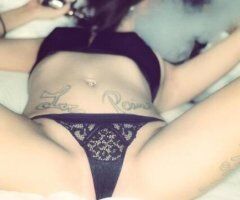AVAILABLE NOW BRUNETTE BOMBSHELL REAL PICTURES UPSCALE DISCREET - Image 5