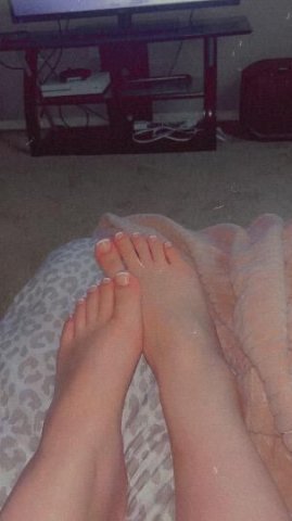 big booty baby looking ti get spoiled 😚🫶🏼 - 1