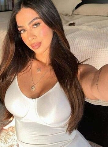 Sexy Mia Ready for Outcalls Tonight! - 1