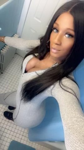 she is back incalls and outcalls it’s my birthday 🥳 let’s have some fun oral and anal specialist why gamble when i’m a jackpot malaysia the vixen 🤞🏾 - 1