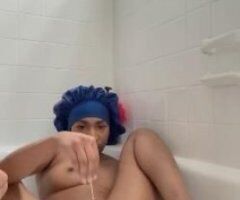 pretty wet pussy - Image 6