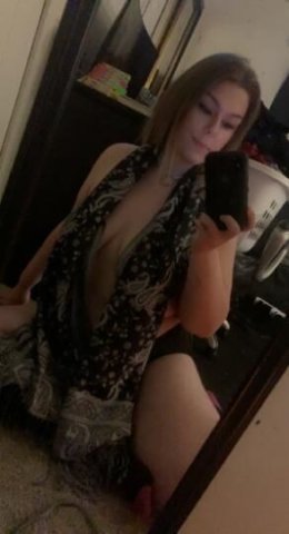 Just an ordinary girl😉 if that's your thing... - 1
