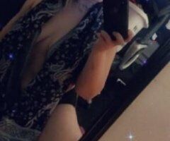 Just an ordinary girl😉 if that's your thing... - Image 5