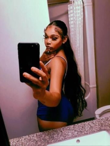 ALWAYS ready 💦 super sexy freaky babe - 1