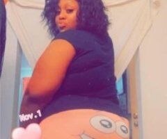 Looking for some entertainment 👀👀 - Image 4