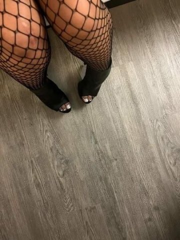 21 year old tight kitty 😻 DDD mellons - 1