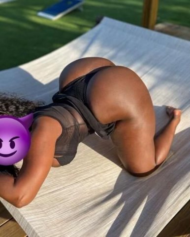 BIG ASS LATINA 🍑 - 1